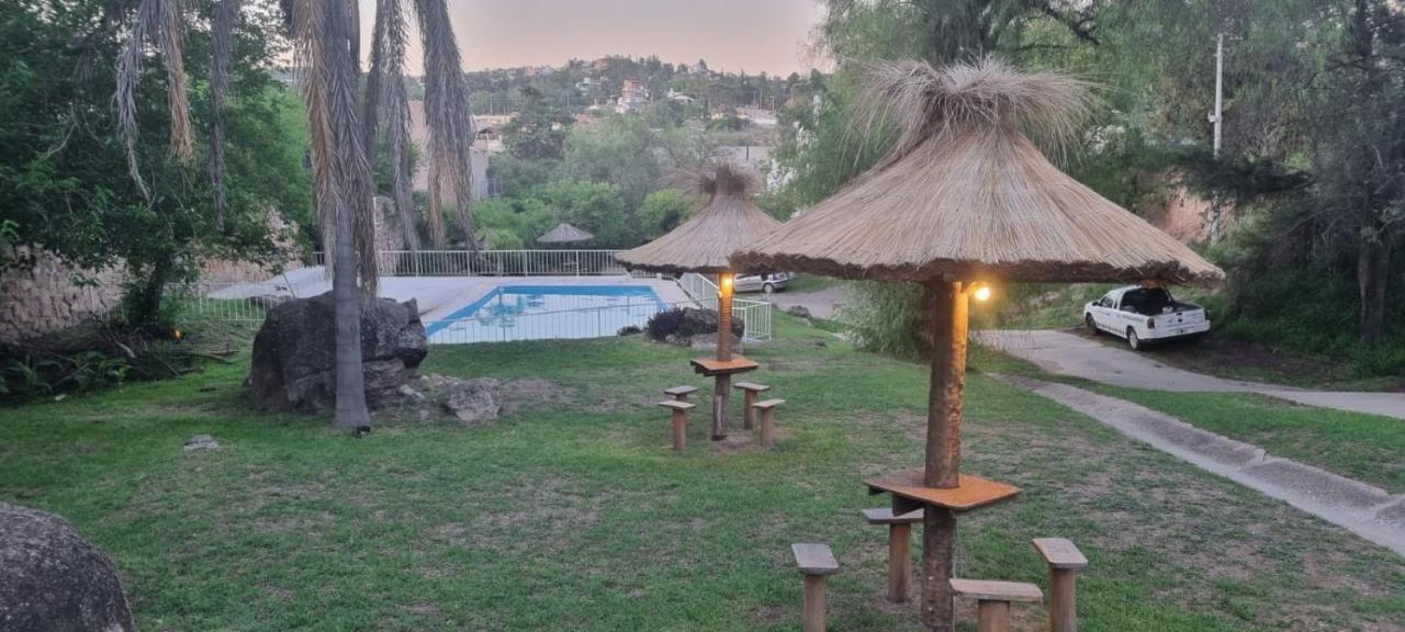Departamentos Carlos Paz Bajada Al Lago Вила Карлос Пас Екстериор снимка