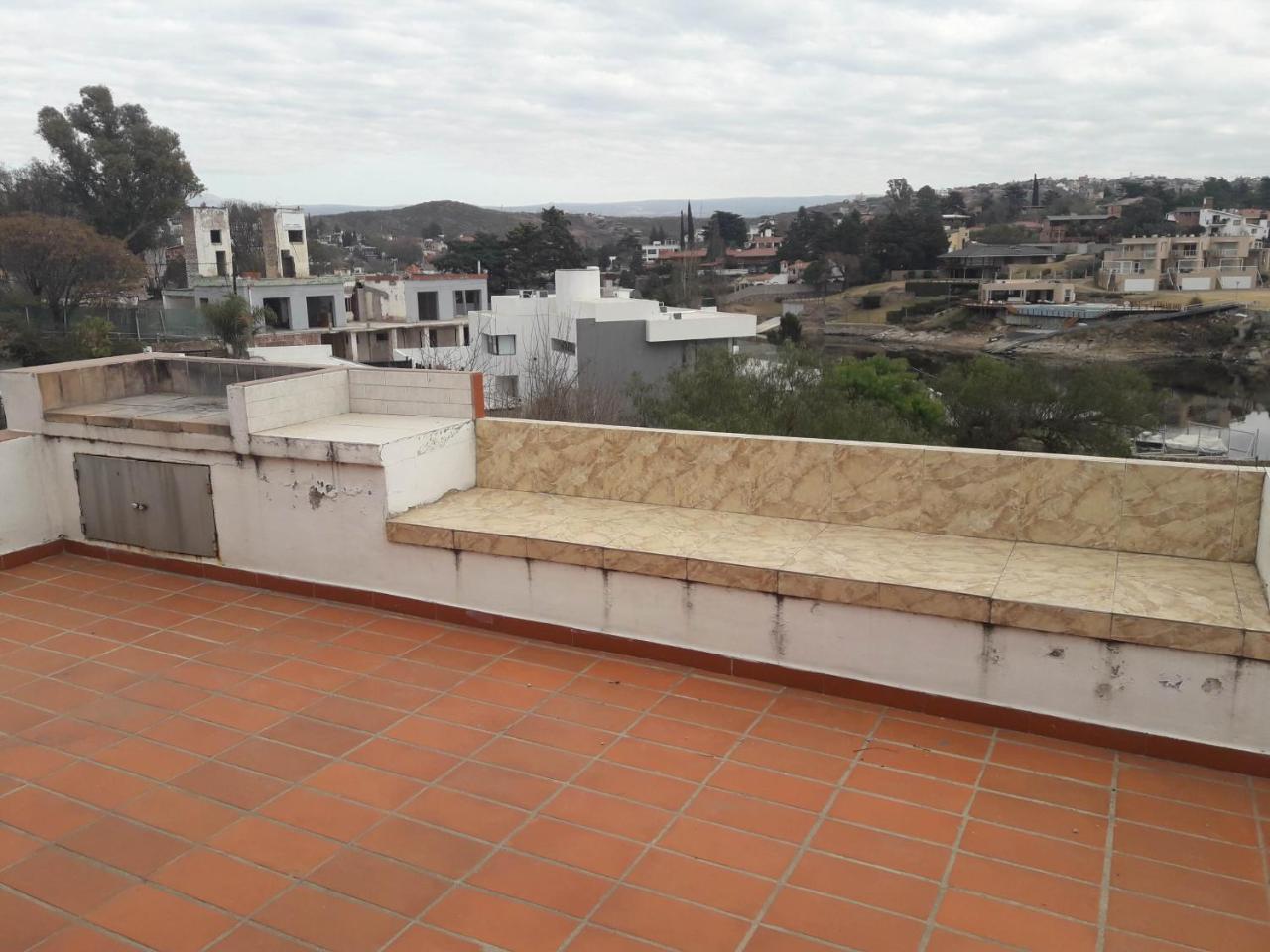 Departamentos Carlos Paz Bajada Al Lago Вила Карлос Пас Екстериор снимка