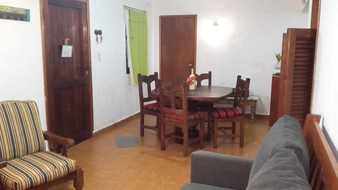 Departamentos Carlos Paz Bajada Al Lago Вила Карлос Пас Екстериор снимка